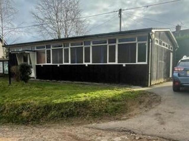 House for sale in Fole, Surrey