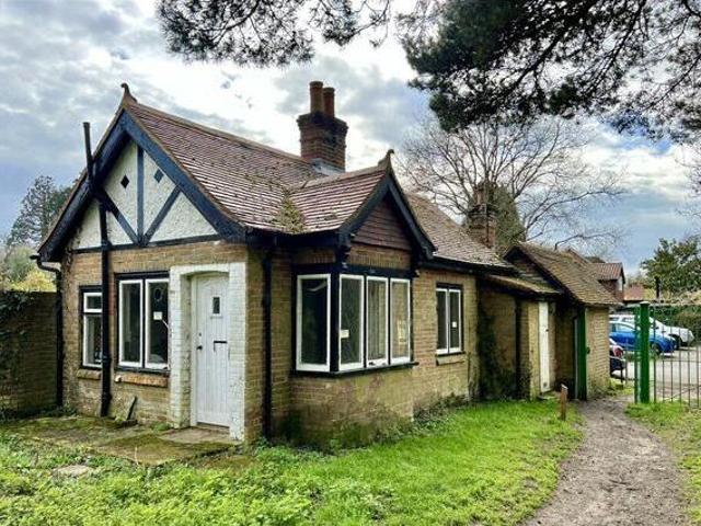 House for sale in St. Martha, Westborough