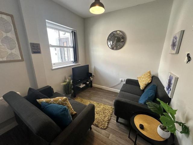 House for rent in Little Neston, West Vale
