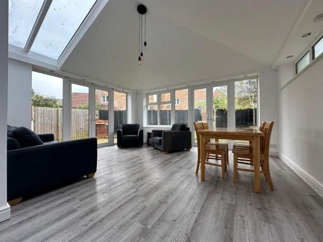 House for rent in Hesters Way, Golden Valley