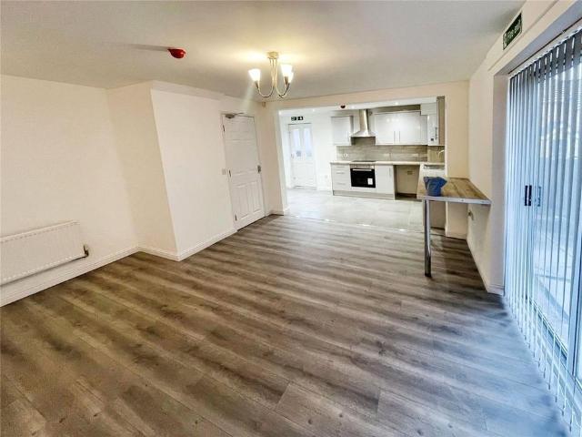 House for rent in Oldham Edge, Pendock