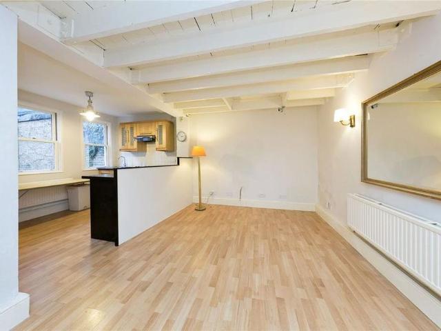 House for rent in Strawberry Hill, Greater London