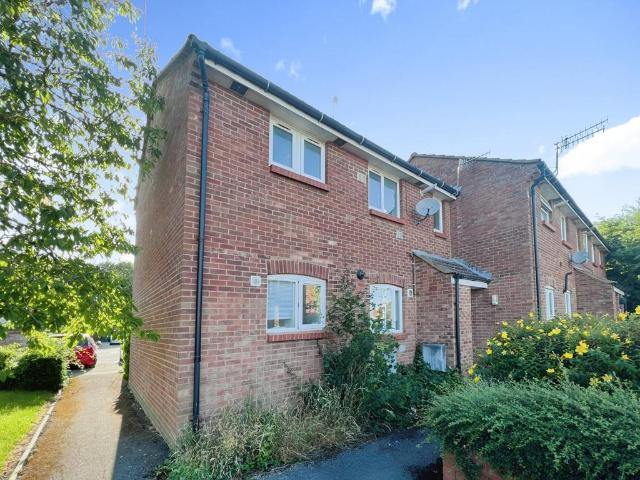 House for rent in Haydon End, Abbey Mead