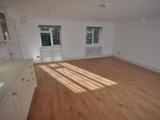 House for rent in Knaphill, Woking