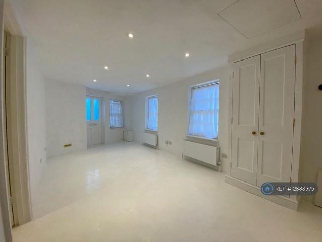 House for rent in Highgate, Greater London