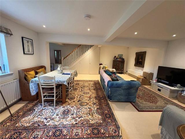House for rent in Fole, Surrey