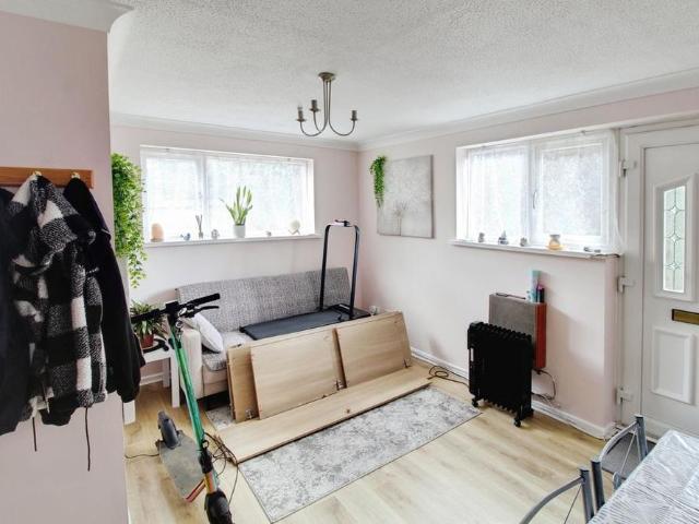 House for rent in Welland, Peterborough
