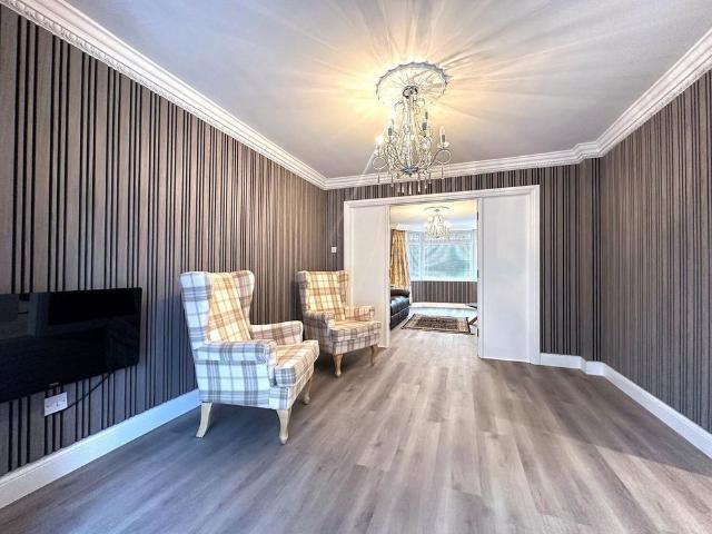 House for rent in London Borough of Ealing, Greater London