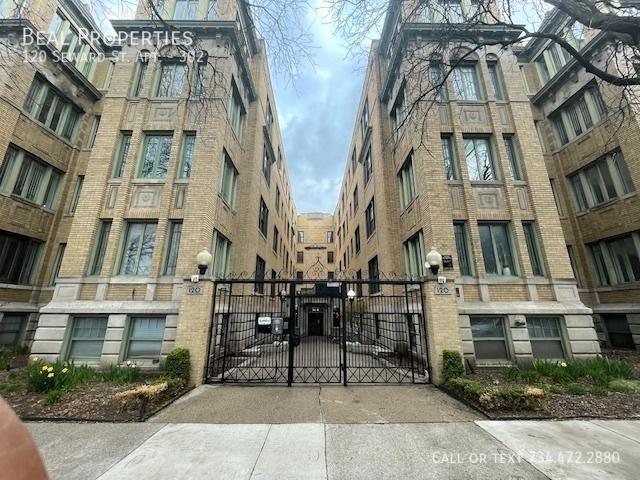 Condo for rent in Detroit