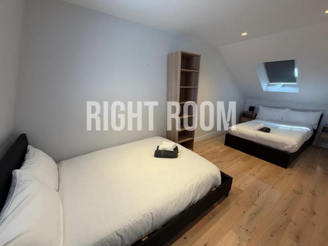 Apartment for rent in College Park, Greater London