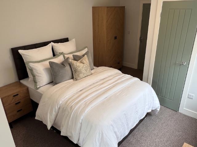 Studio for rent in Hyde Park, South Yorkshire