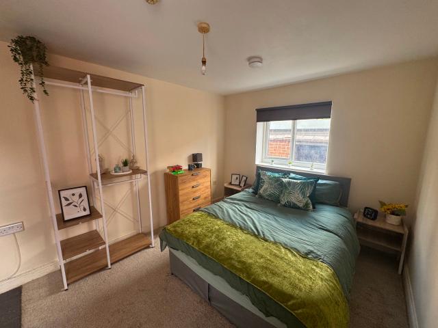 Room for rent in Hyde Park, South Yorkshire