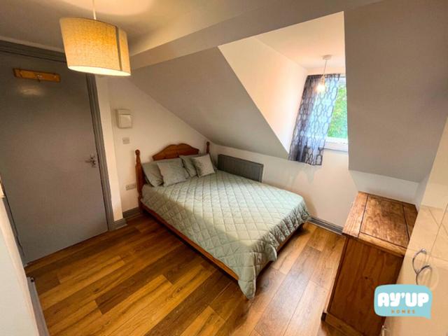 Room for rent in Hyde Park, South Yorkshire