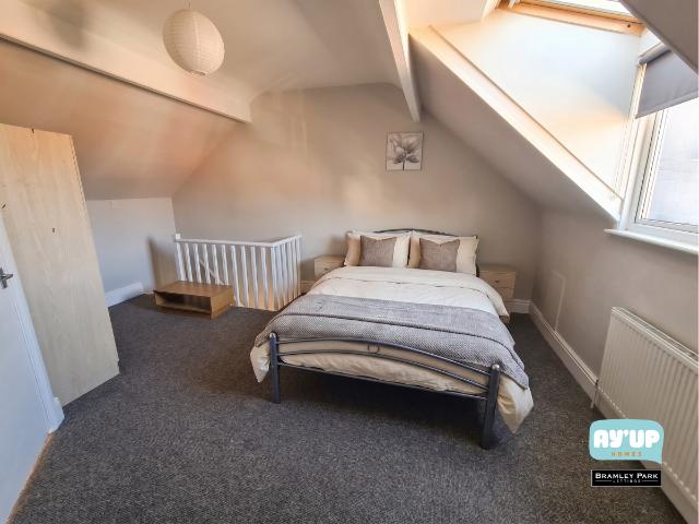 Room for rent in Hyde Park, South Yorkshire