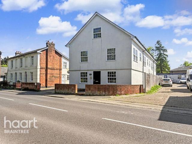 Flat for sale in Bocking, Chipping Hill