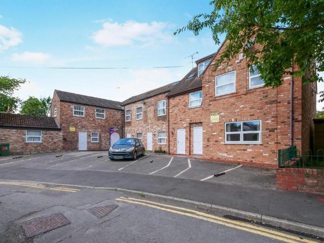 Flat for sale in The Groves, High Field