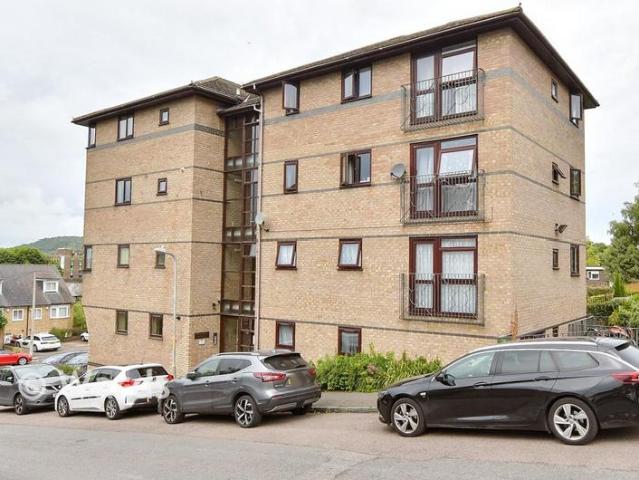 Flat for sale in Tower Hamlets, Ash