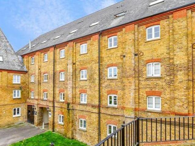 House for sale in Gravesend Town Centre, Gravesham