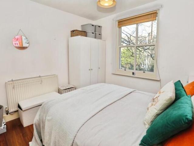 Apartment for sale in Calderstones