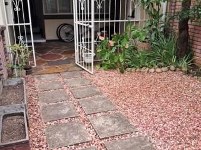 Apartment for rent in Seaview, Kwazulu-natal