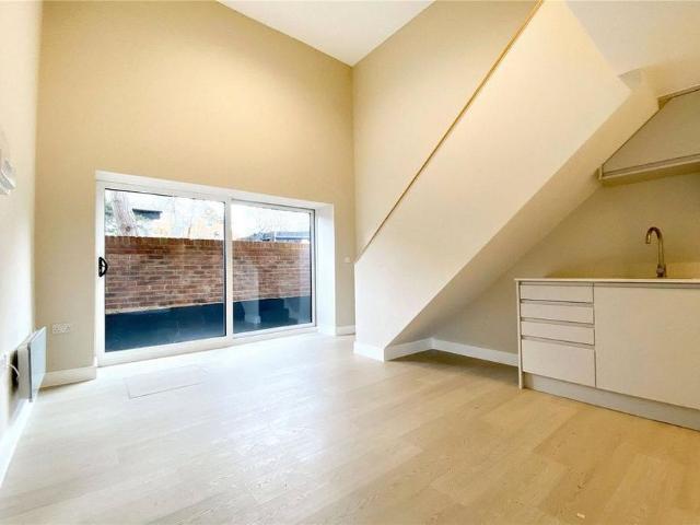 House for rent in Buckler's Park, Crowthorne