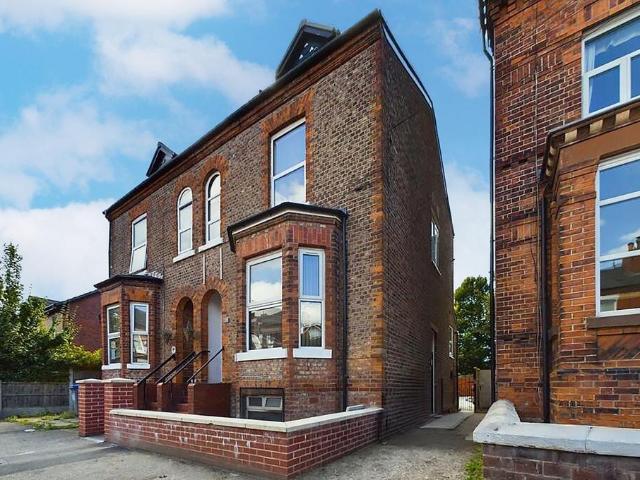 Flat for rent in Trafford Park, Greater Manchester