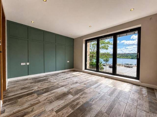 House for rent in Burnedge, Greater Manchester