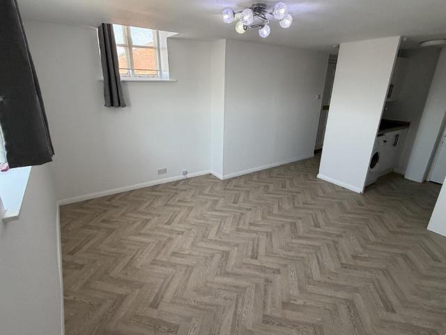 Flat for rent in Eastwood, Attenborough