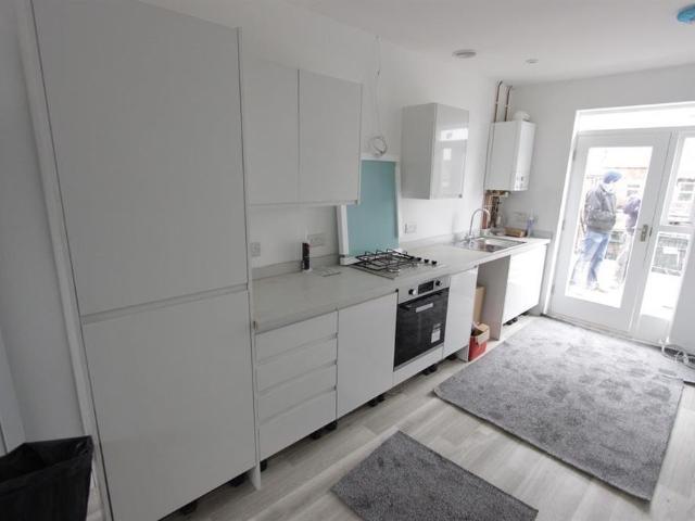House for rent in Broomhill, South Yorkshire