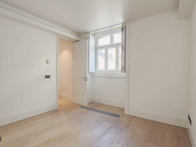 Apartamento alugar em Santa Maria Maior, Lisboa