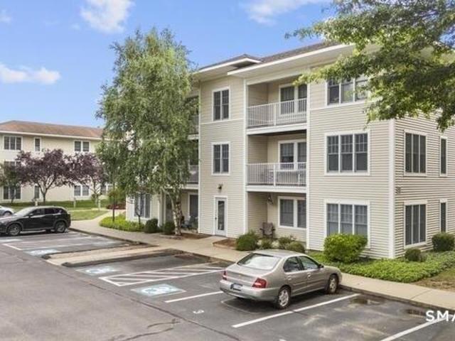 Condo for sale in East Lyme, Connecticut
