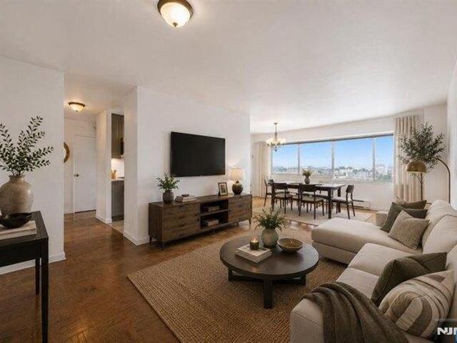 Condo for sale in East Orange, New Jersey