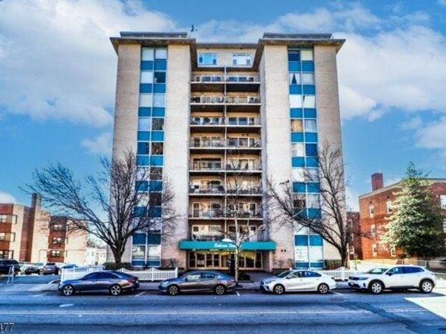 Condo for sale in East Orange, New Jersey