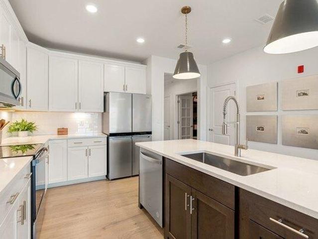 Condo for sale in East Providence, Providence County
