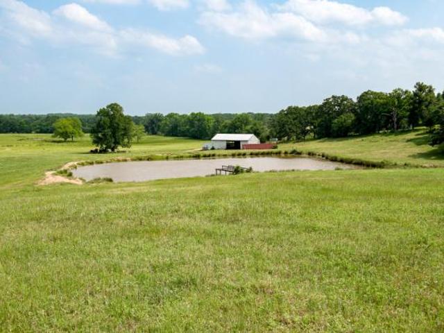 House for sale in Edgewood