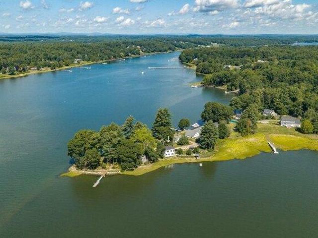House for sale in Eliot, York County