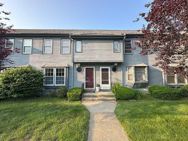 House for sale in Ellington
