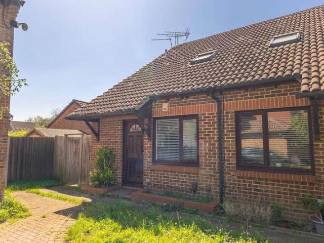 Property for sale in Datchet