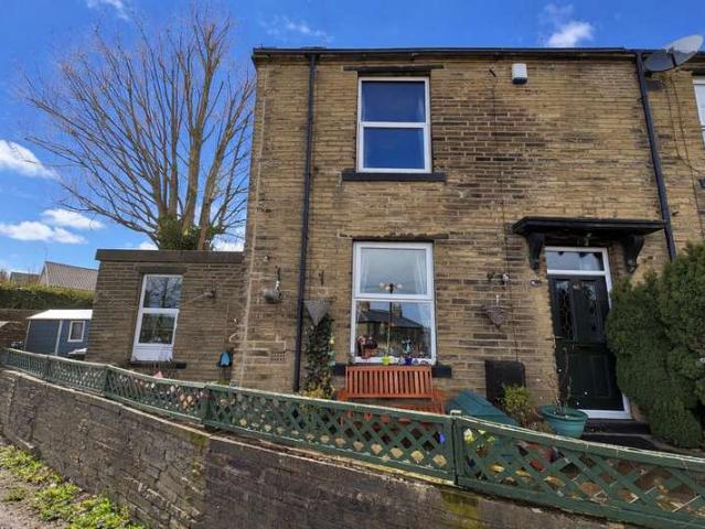 Cottage for sale in Broad Folds, Clayton