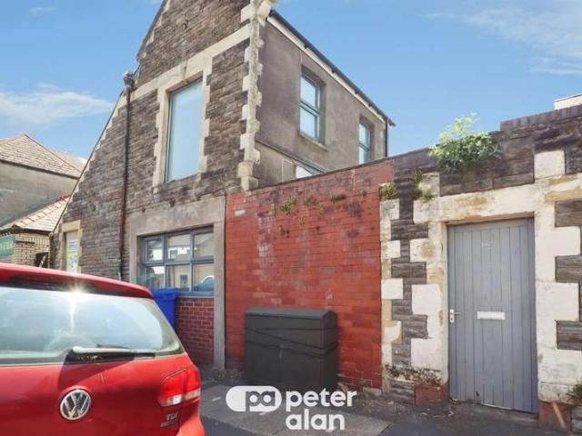 Cottage for sale in Plasnewydd, Falcon Lodge