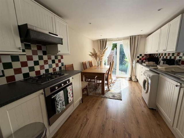 Cottage for sale in The Butts, Kent