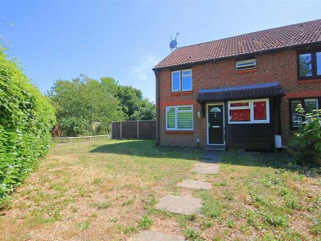 Terraced House for sale in Datchet