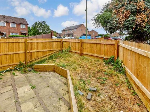 Cottage for sale in Spring Vale, Hampshire
