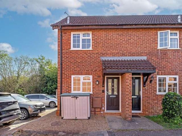 Cottage for sale in Five Acres, Hertfordshire