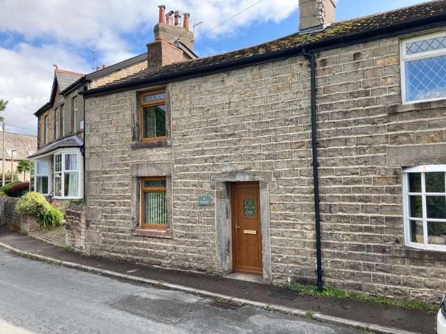 Cottage for rent in Bare, Lancashire