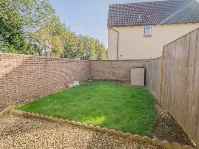 House for rent in Woodford, Greater London