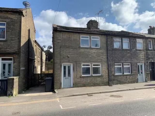 House for rent in Queensbury, Westwood Park