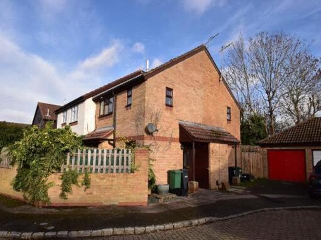 House for rent in Greenfields, Reigate and Banstead