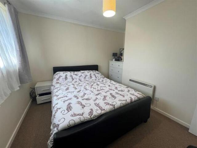 Cottage for rent in Great Linford, Milton Keynes