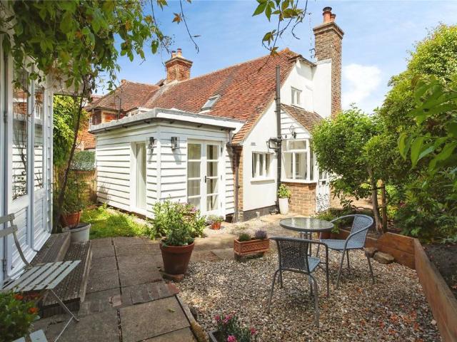 House for sale in Sandown Park, Kent